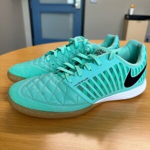 Nike Lunar Gato II Indoor Soccer Shoes
